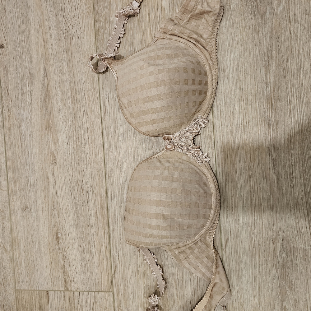 Tan Seamless T-Shirt Bra with Molded Cups